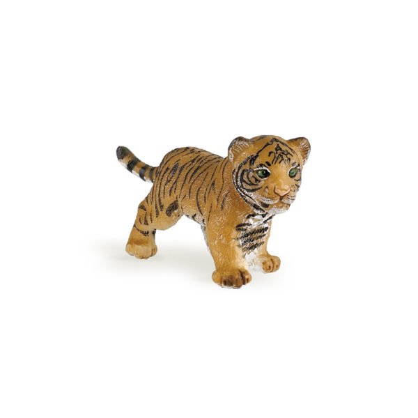 Avec la figurine Bébé tigre, découvrez la vie sauvage comme si vous y étiez ! Les animaux viennent à votre rencontre et se laissent apprivoiser.