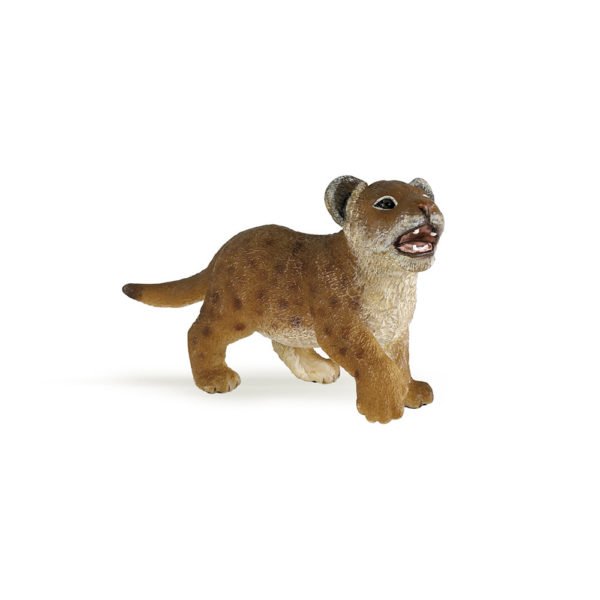 Avec la figurine Lionceau, découvrez la vie sauvage comme si vous y étiez ! Les animaux viennent à votre rencontre et se laissent apprivoiser.