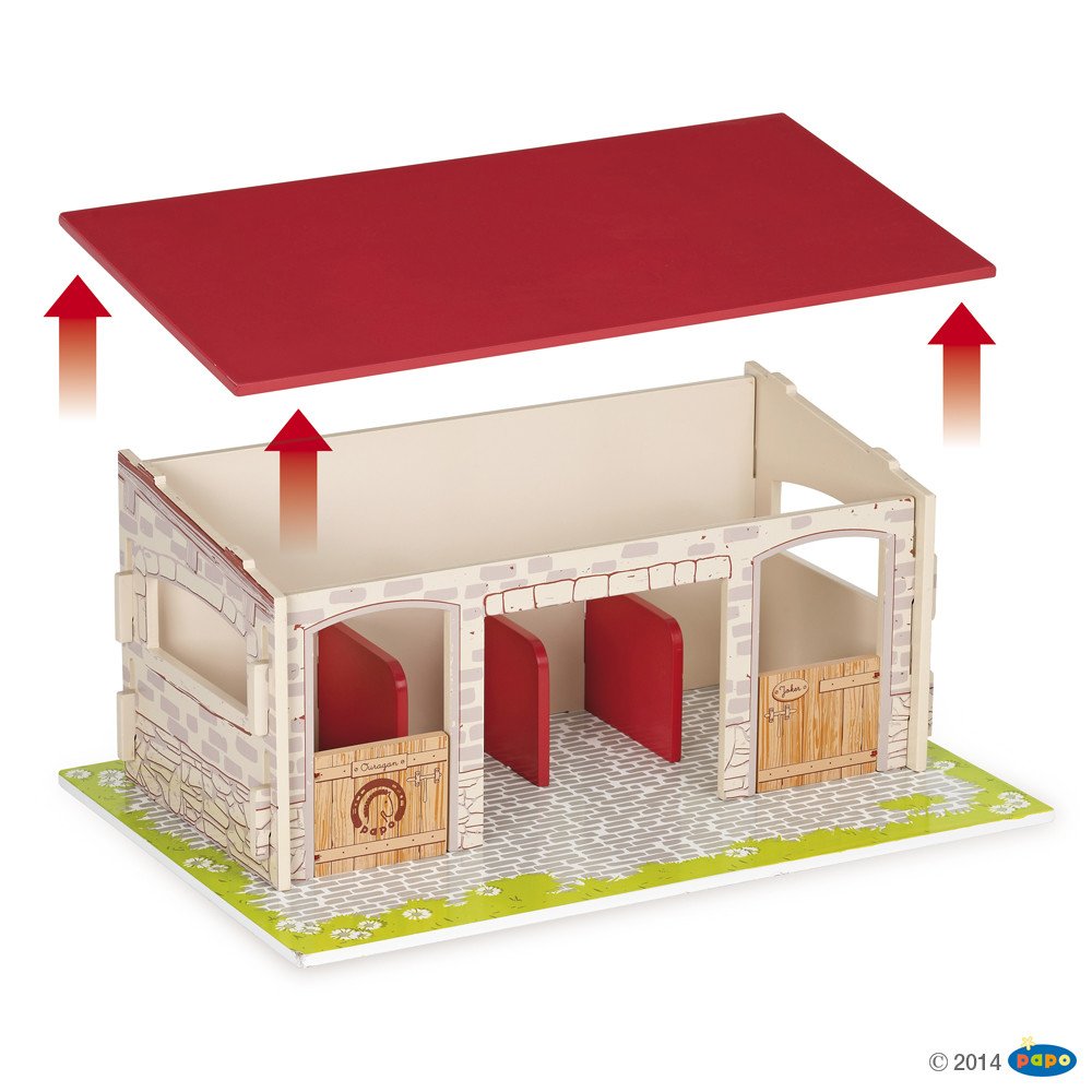 Le box à chevaux est un décor doté d'un toit amovible pour permettre de mieux jouer à l'intérieur et est monté sur plateau pour faciliter son rangement.  Toutes les portes sont mobiles. Le montage du box est très facile.