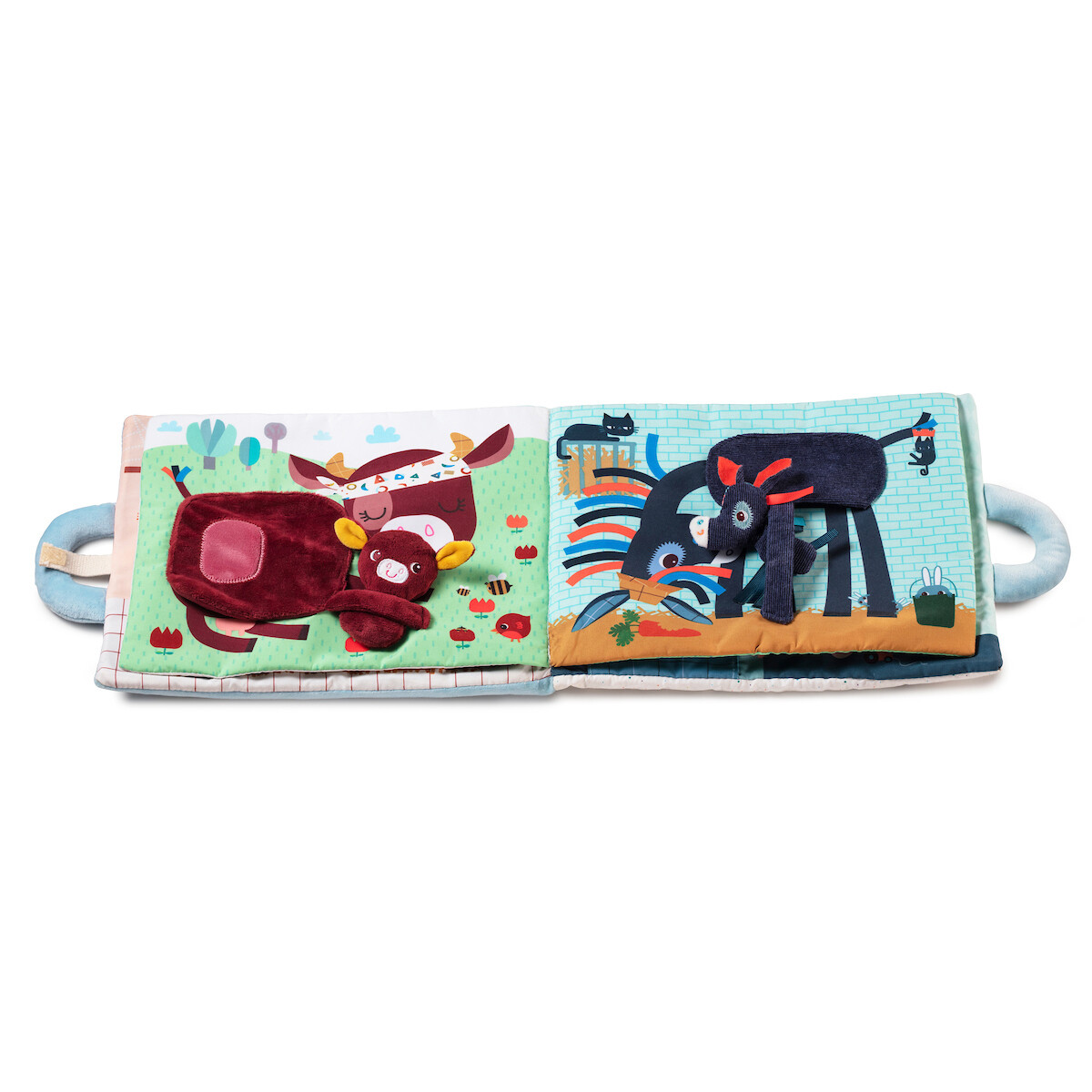 Quelle belle surprise à la fin du livre lorsqu'on découvre que maman aussi peut avoir un bébé "caché" dans son ventre et qui viendra bientôt faire partie de la famille.