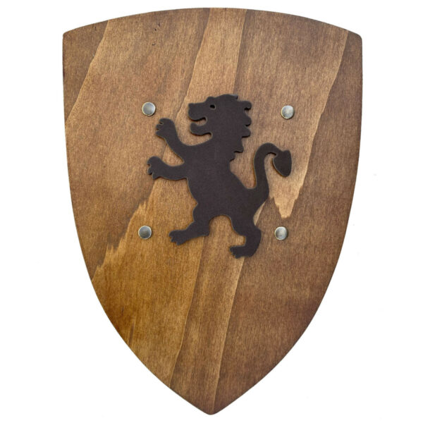 Bouclier rustique de couleur bois avec un lion noir au centre