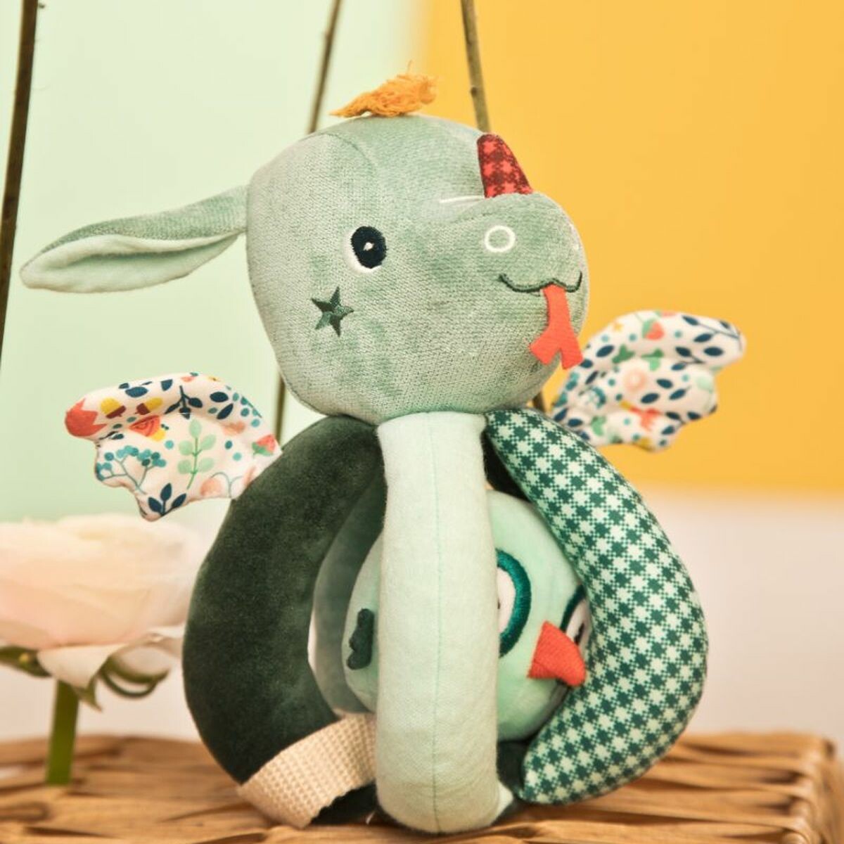 Hochet à poignée Joe le dragon