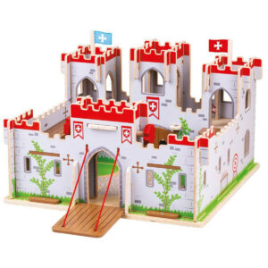 Château fort en bois avec pont-levis