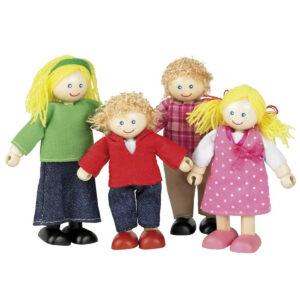 Famille de 4 poupées en bois