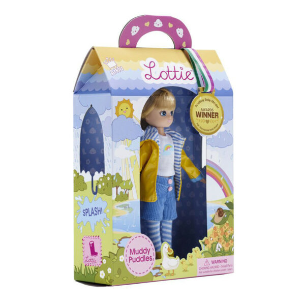 La poupée est présentée dans un somptueux coffret cadeau tout en couleur avec une poignée ce qui permet de la transporter facilement. La taille de la poupée (18 cm) la rend facilement manipulable par les petites mains des enfants.