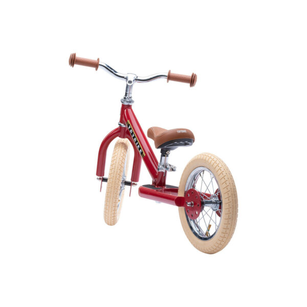 Facile à manier pour les enfants. Il est (très) évolutif, solide, très beau... la draisienne Trybike est idéal pour apprendre l'équilibre et passer directement au vélo ! Des années de fun et d'apprentissage en vue !