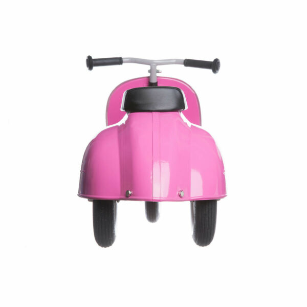 Fabriqué à la main à partir de matériaux durables et de haute qualité, ce mini scooter vespa sera d'une grande longévité.