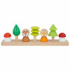 Le jouet est composé de 16 pièces qui doivent constituer en les assemblant un cerf, un renard, 3 arbres et 2 champignons !