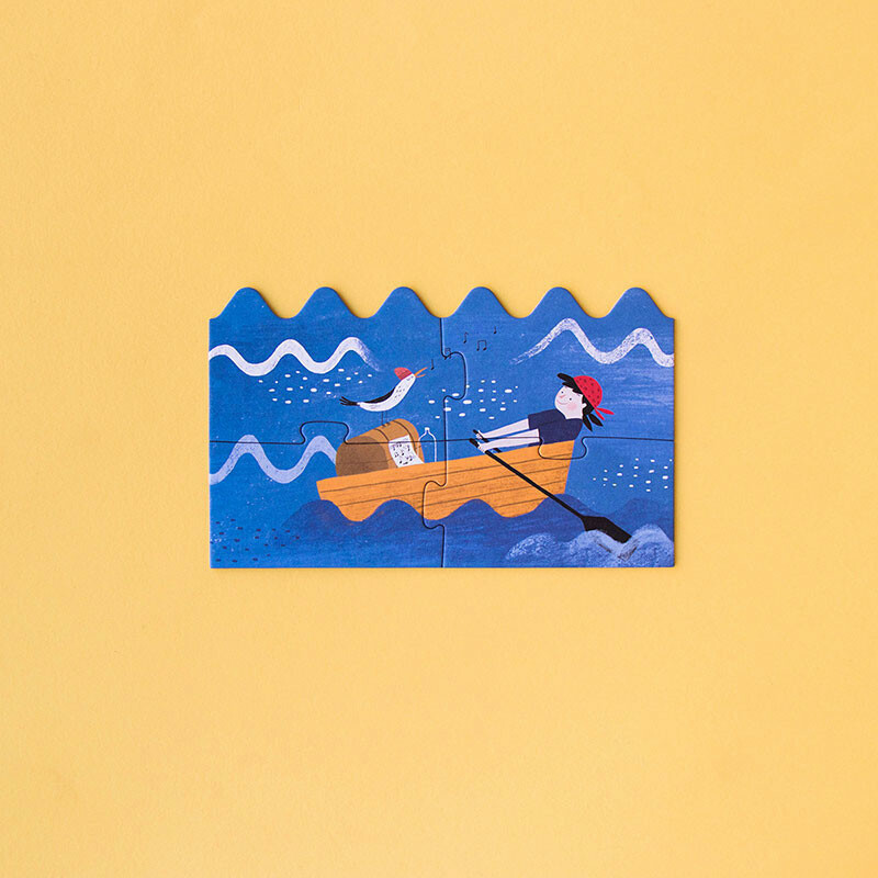 Selon son âge, l'enfant pourra constituer 1 puzzle de 4, 8, 12 et 16 pièces. Les pièces des puzzles sont en carton solide et facilement manipulables par de petites mains