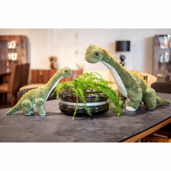 Vous trouverez dans la collection Peluche Géante des copains du grand Dinosaure qui ne demandent qu'à trouver des amis.