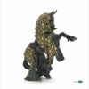La figurine Cheval du Maître des armes cimier taureau vous entraîne au temps des châteaux forts et des chevaliers