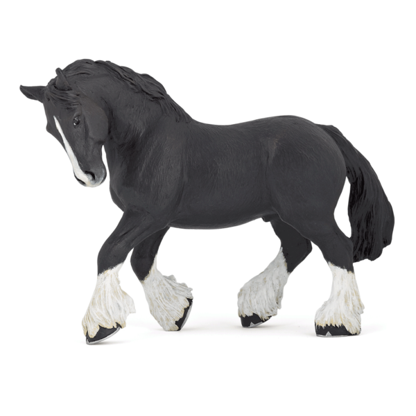 La figurine Etalon Shire noir vous fait découvrir le monde de l'équitation.