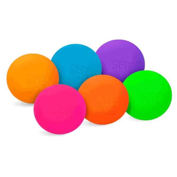 Ces belles balles colorées occuperont les enfants pendant des heures.