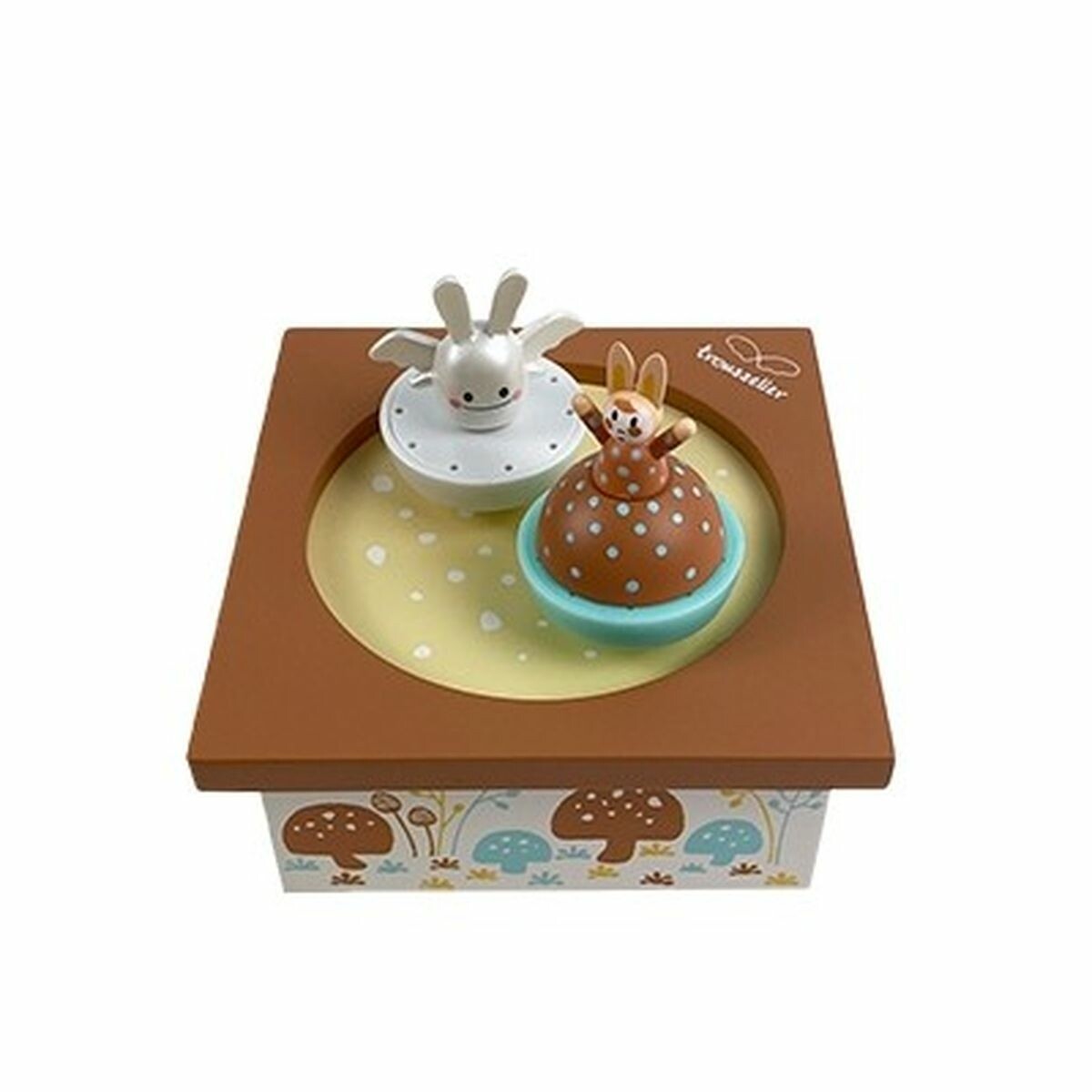 Il est conçu pour être attrayant visuellement et auditivement, offrant une mélodie douce et apaisante pour calmer bébé. Ses personnages colorés et ses motifs ludiques vont stimuler l'exploration visuelle et tactile.