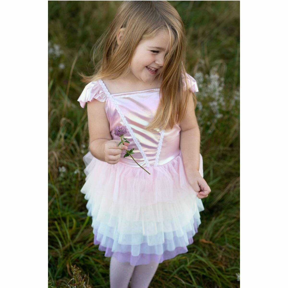 Votre enfant pourra virevolter en toutes occasions : fêtes de fin d'année, fête de l'école, carnaval, Halloween. Elle pourra également se déguiser juste pour se faire plaisir.