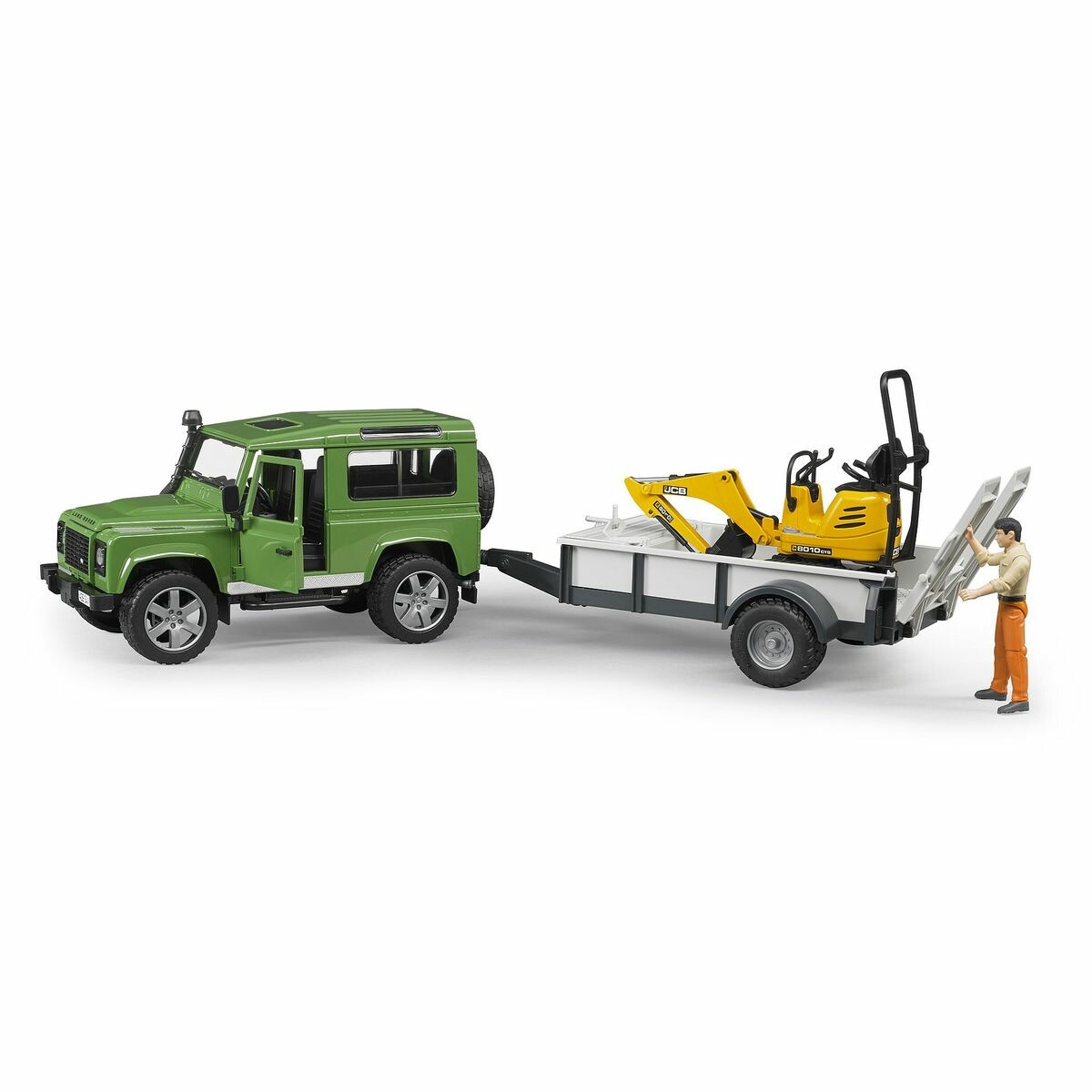Landrover-Figurine-Excavatrice-Bidiboule Les amateurs de la marque Land Rover seront séduits par les détails surprenants de ce modèle, comme la tôle structurale sur le capot du moteur et les nombreuses fonctions jouables. Les portes arrière et latérales s'ouvrent et la banquette arrière peut être retirée.