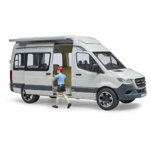 Camping Car Mercedes et figurine