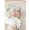 Les activités physiques associées à l'arche aident le bébé à renforcer ses muscles et à améliorer sa coordination.