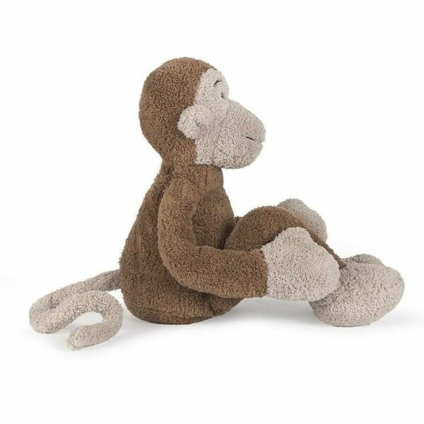 Ce singe est touffu et très câlin. Les enfants vont adorer ses longs bras et ses longues jambes. Il est celui contre lequel on aime se blottir.