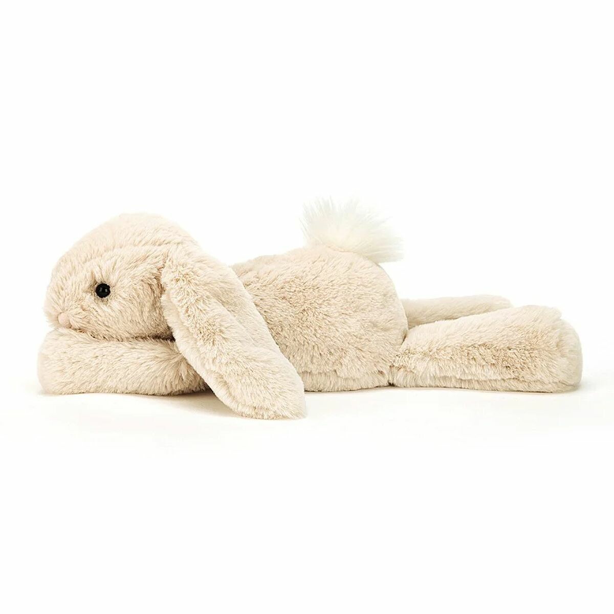 Petite-peluche-Lapin-Allongé-Bidiboule Chaque détail du lapin a été soigné, une fourrure exceptionnellement douce, légère et moelleuse, de longues oreilles tombantes, des pattes câlines, une petite queue ronde blanche.