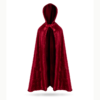 C'est pour cela qu'une version enfant de cette cape est proposée en boutique et sur le site.