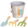 Seau avec outils de jardin