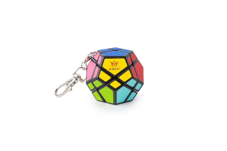 m_mini-skewb_lr_05_product-solved-768x512